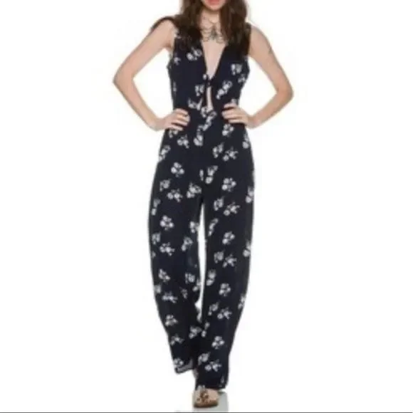 Blush Women Jumpsuit Floral Sleeveless Casual Wide Legs Black Size Med - Picture 4 of 10